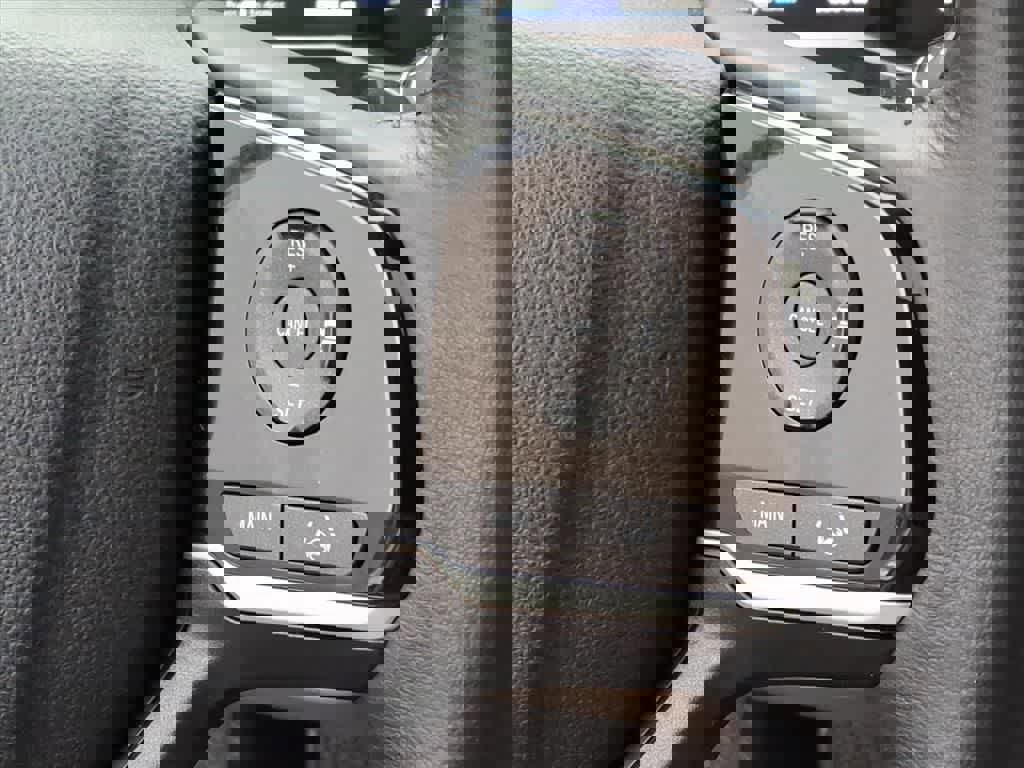 Used 2020 Honda Pilot Touring image 18