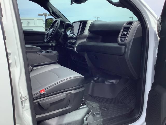 New 2026 RAM 2500 Tradesman w/ Chrome Appearance Group AWD/4WD image 36