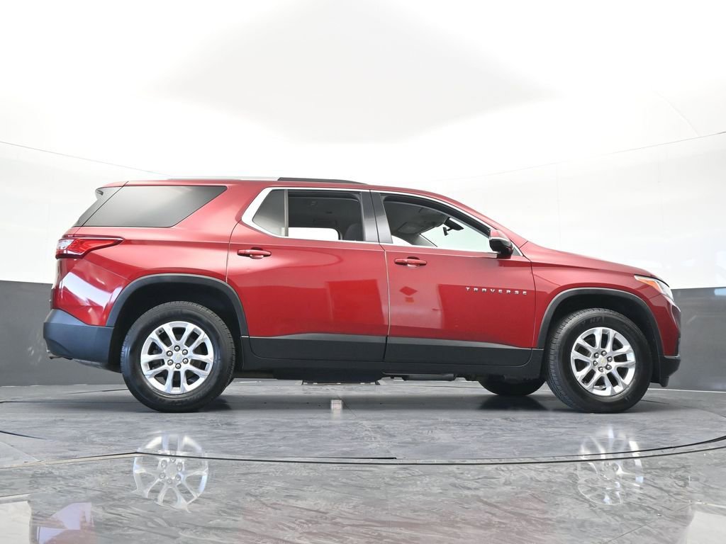 Used 2018 Chevrolet Traverse LT image 61