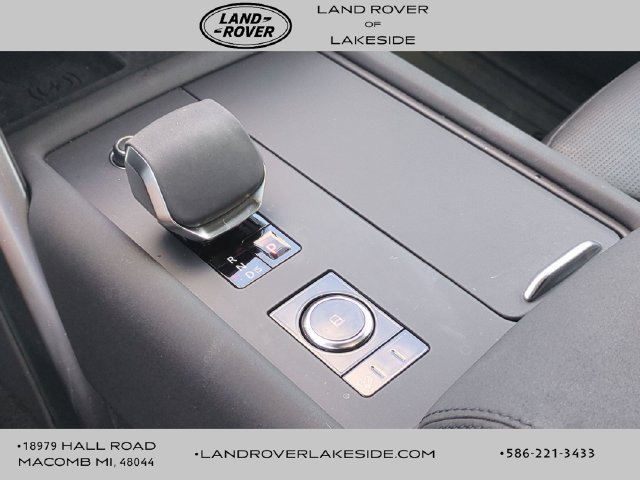 Used 2026 Land Rover Discovery S AWD/4WD image 9