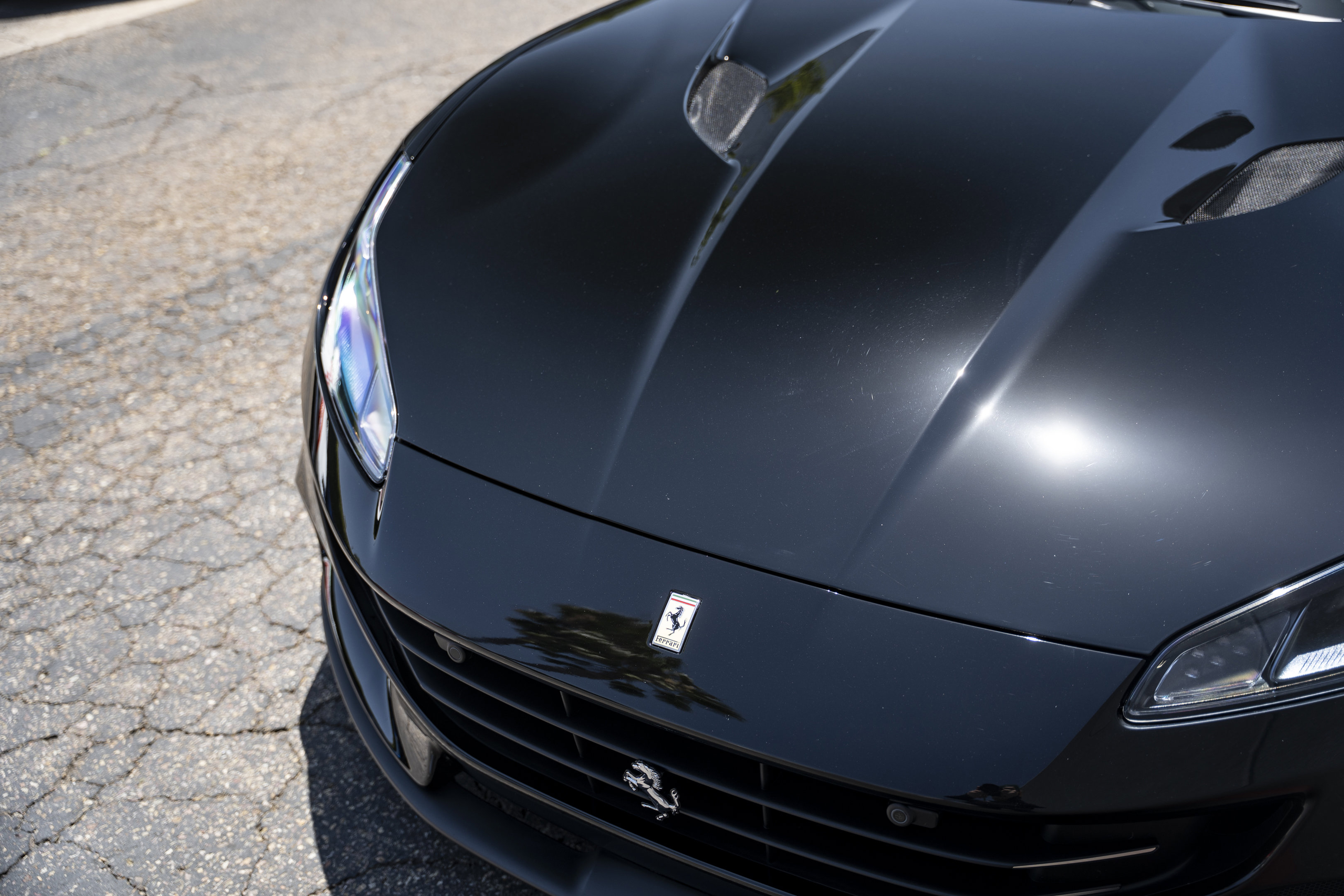Certified 2023 Ferrari Portofino M RWD image 17