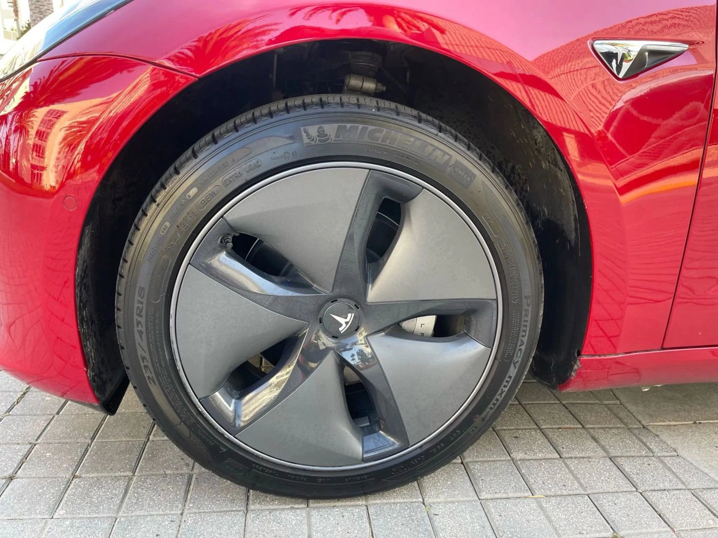 Used 2018 Tesla Model 3 Mid Range image 41