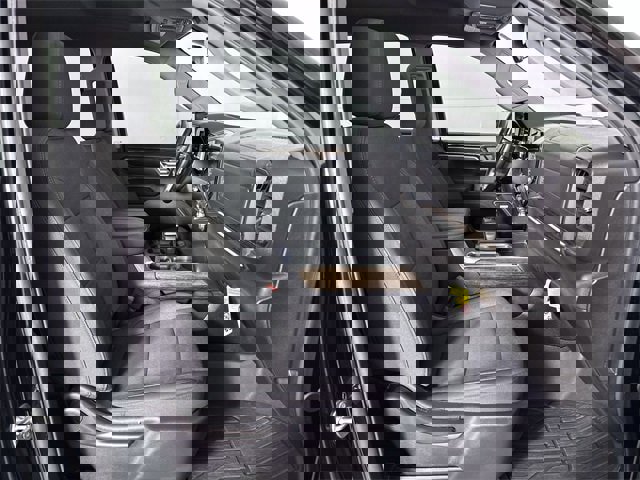 New 2025 GMC Sierra 1500 Elevation image 28