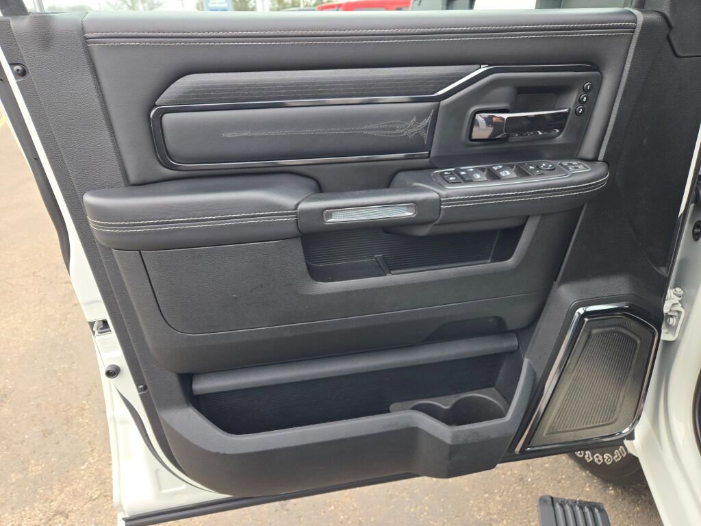 Certified 2024 RAM 2500 Limited image 21