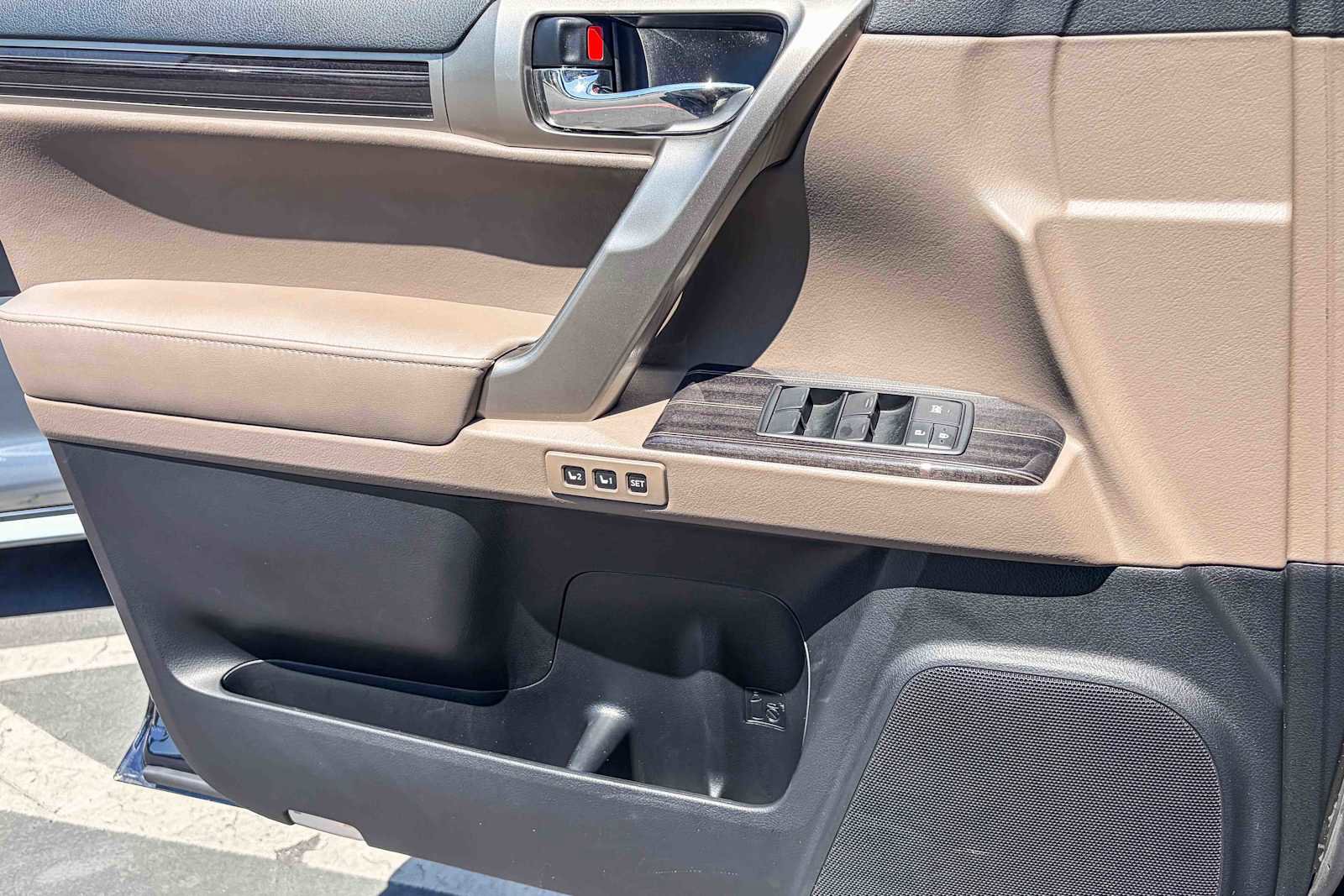 Certified 2021 Lexus GX 460 Premium w/ Premium Package AWD/4WD image 20