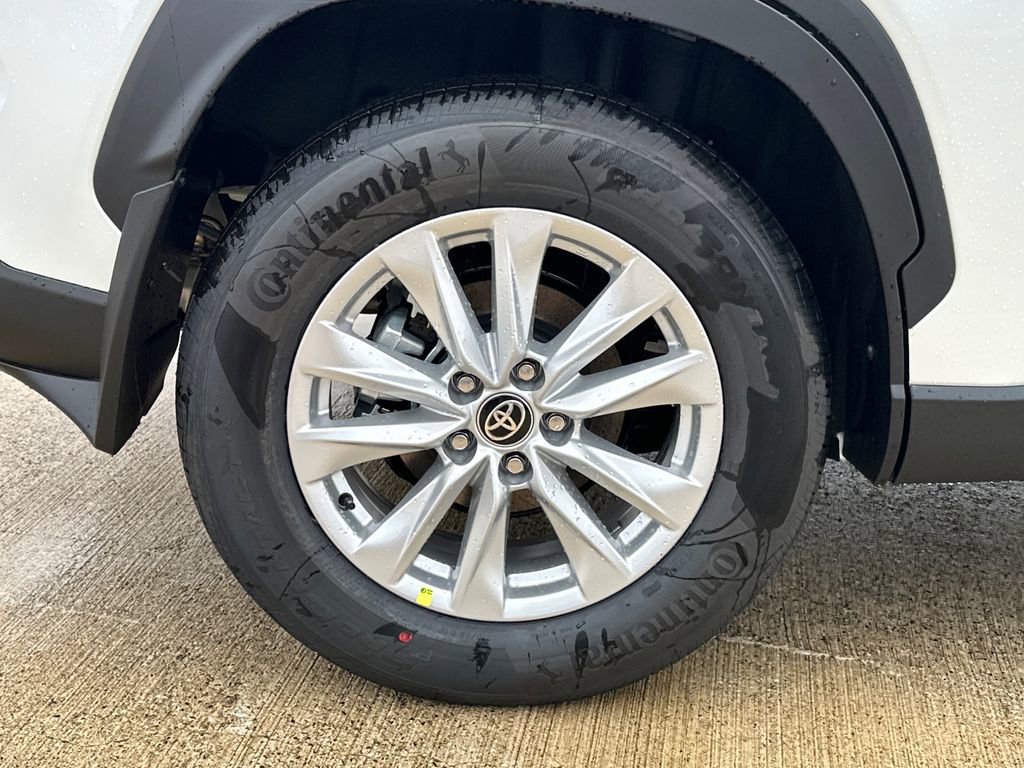 New 2026 Toyota Corolla Cross LE image 7