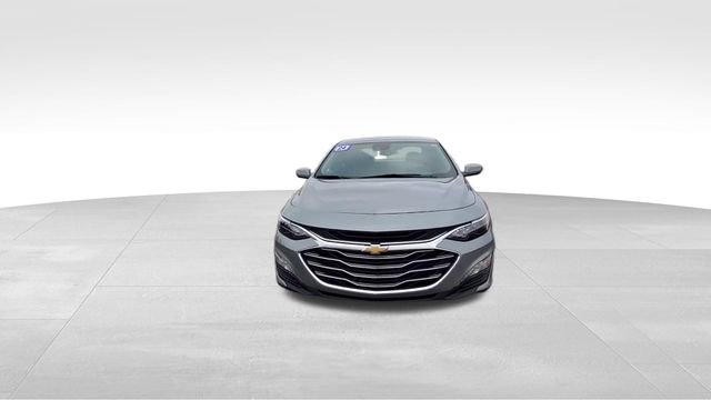 Used 2024 Chevrolet Malibu LT image 3