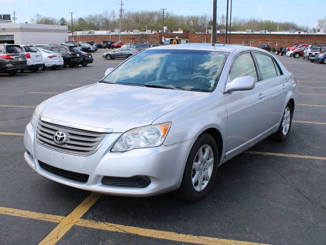 Used 2008 Toyota Avalon XL image 2