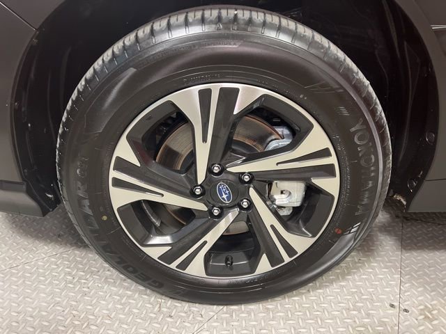 Used 2025 Subaru Crosstrek 2.0i Premium image 21