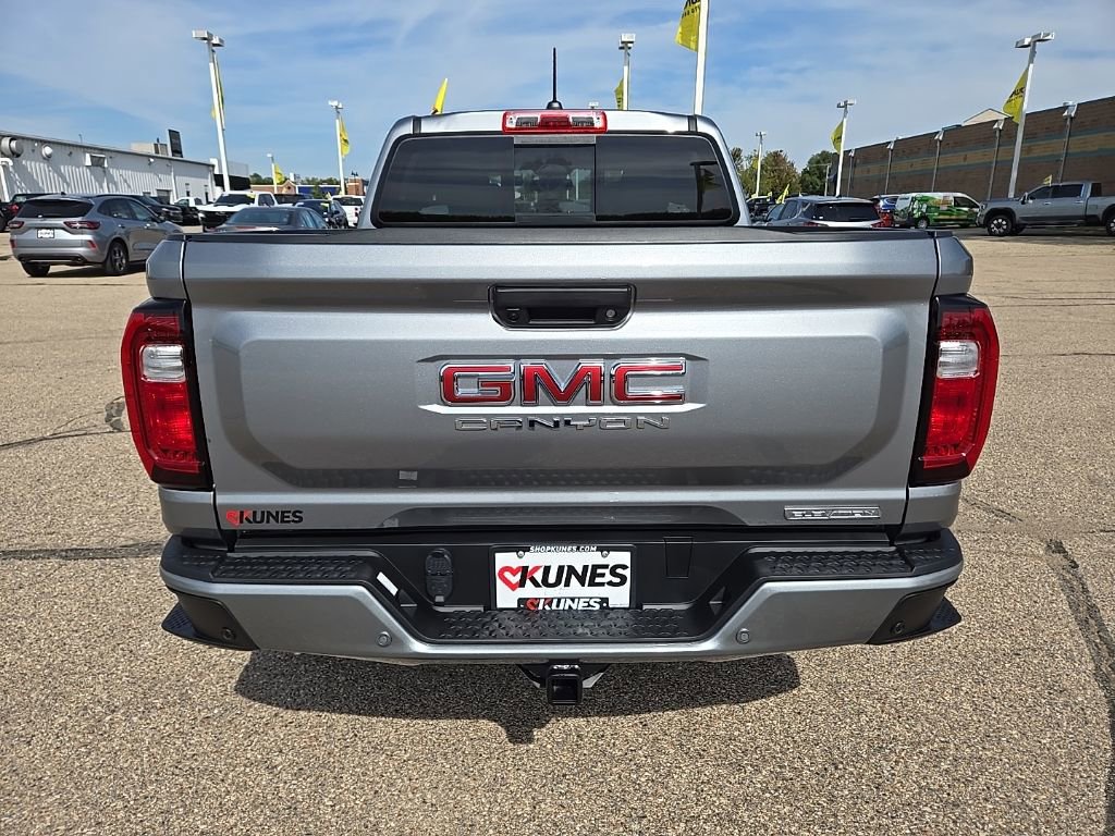 New 2026 GMC Canyon Elevation w/ Convenience Package image 8
