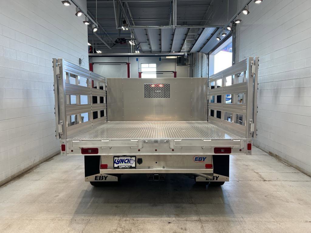 New 2024 RAM 3500 Tradesman w/ Chrome Appearance Group image 9