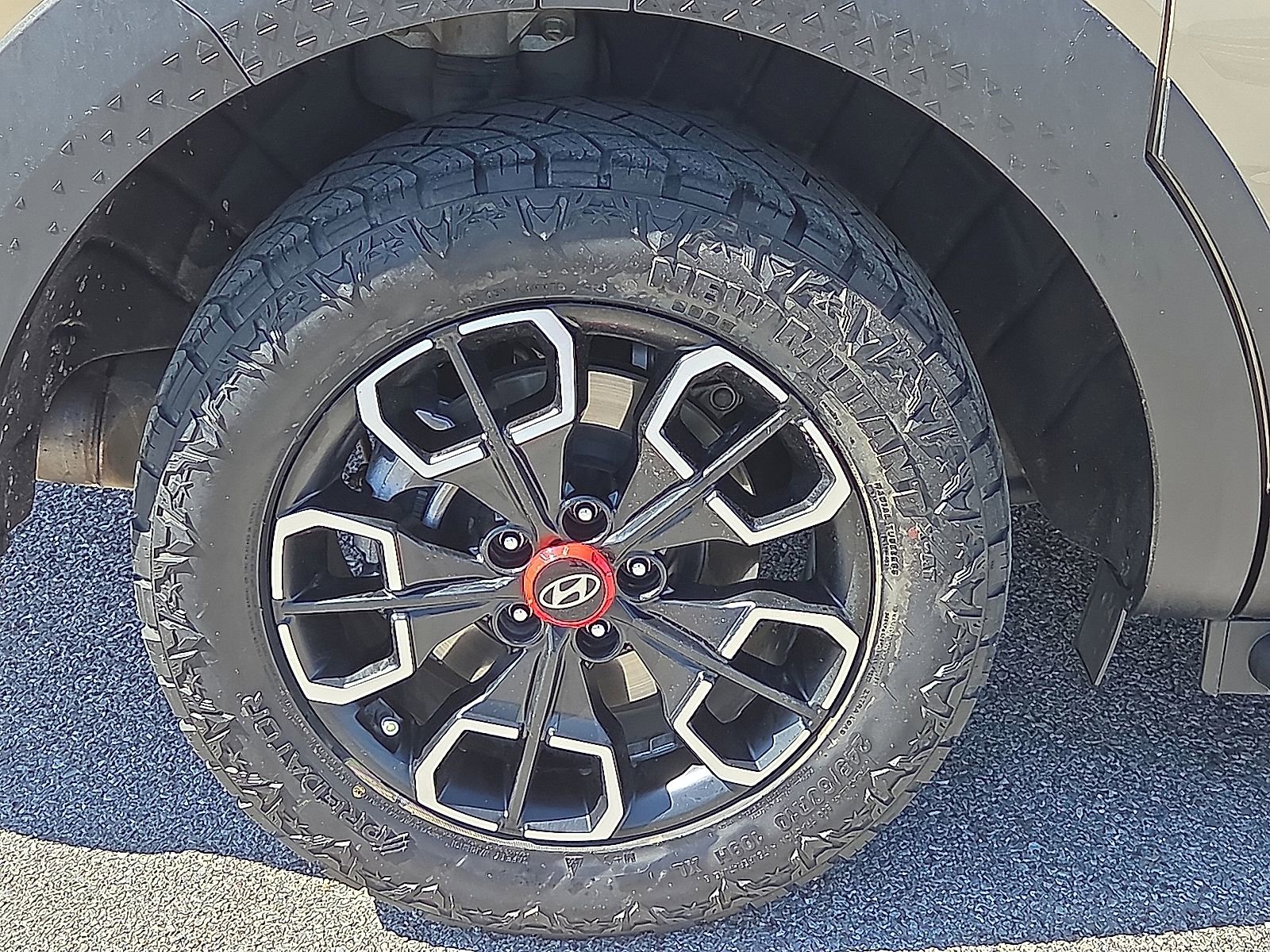 Used 2024 Hyundai Santa Cruz XRT image 7