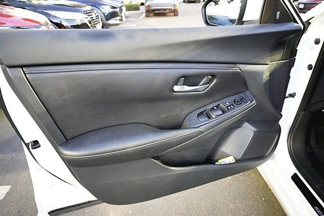 Used 2023 Nissan Sentra SV w/ All-Weather Package image 21