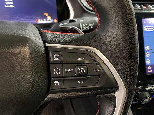 Used 2022 Jeep Grand Cherokee Trailhawk w/ Luxury Tech Group III AWD/4WD image 15