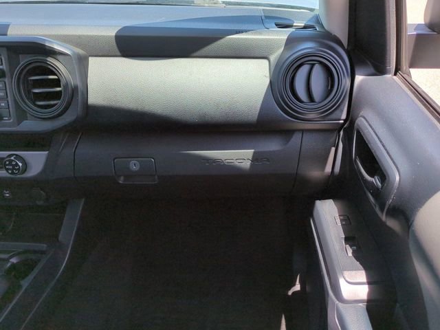 Used 2018 Toyota Tacoma SR RWD image 16