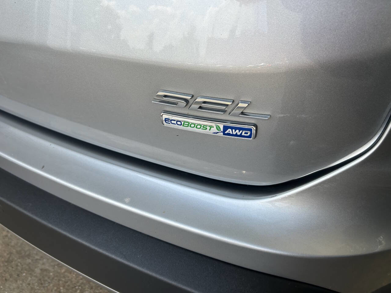 Used 2020 Ford Edge SEL w/ Convenience Package image 5