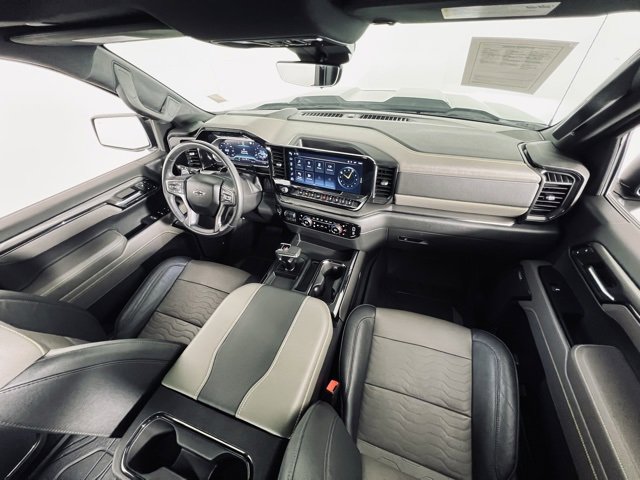 Used 2023 Chevrolet Silverado 1500 ZR2 w/ Technology Package image 18