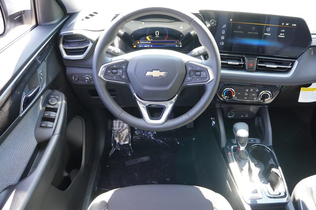 New 2026 Chevrolet TrailBlazer LT w/ LT Cold Weather Package AWD/4WD image 13
