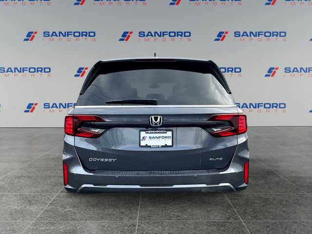 Used 2025 Honda Odyssey Elite image 4