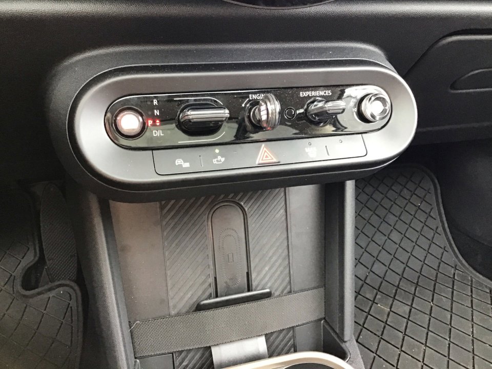 Certified 2025 MINI Cooper S image 20