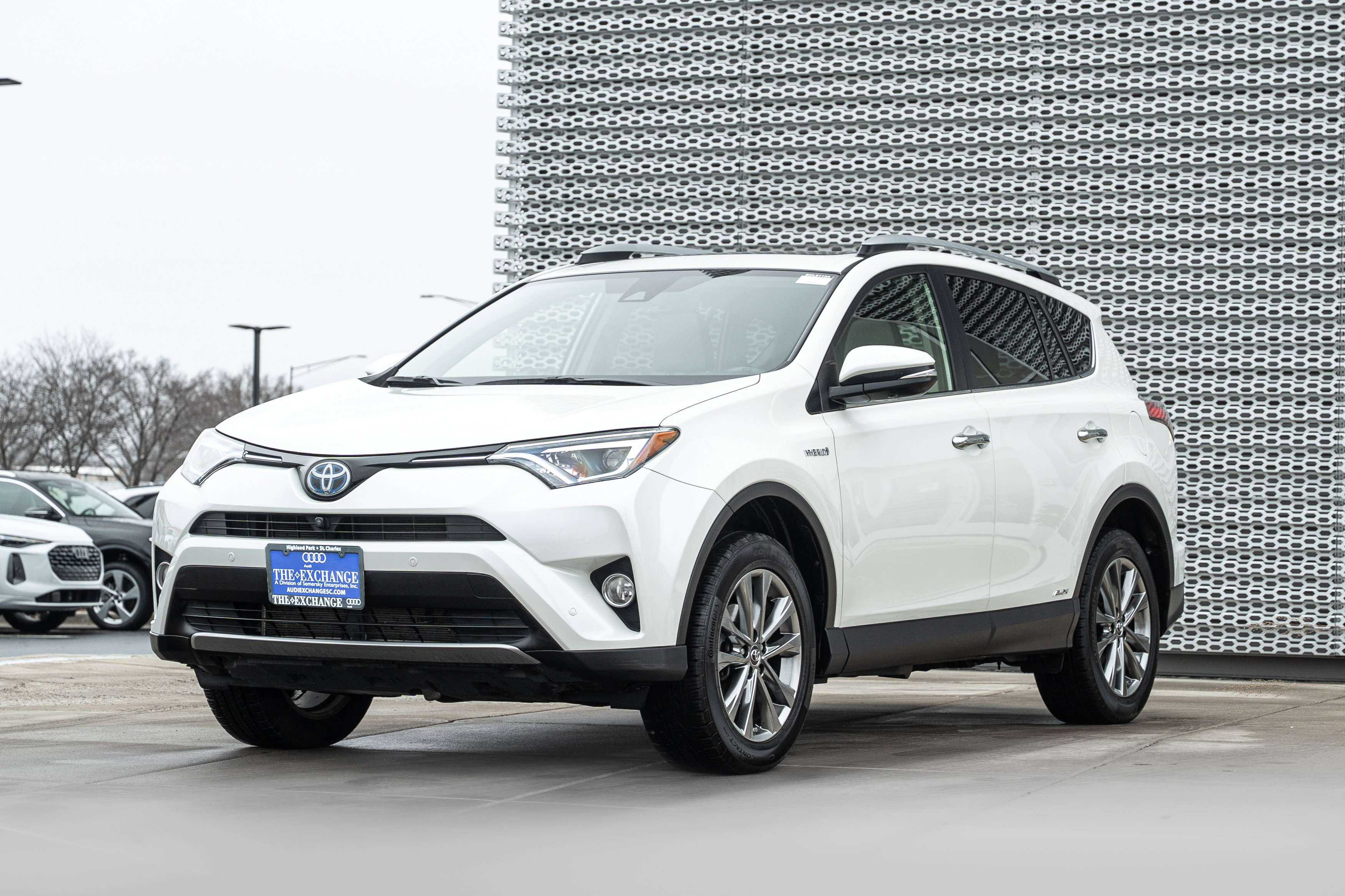 Used 2017 Toyota RAV4 Limited image 7