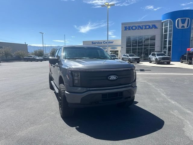 Used 2024 Ford F150 Lightning XLT AWD/4WD image 4