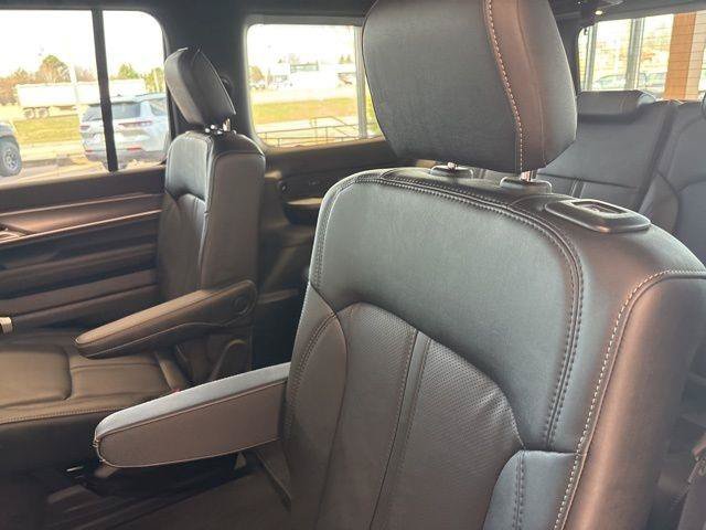 New 2026 Jeep Grand Wagoneer Limited w/ Premium Group II AWD/4WD image 33