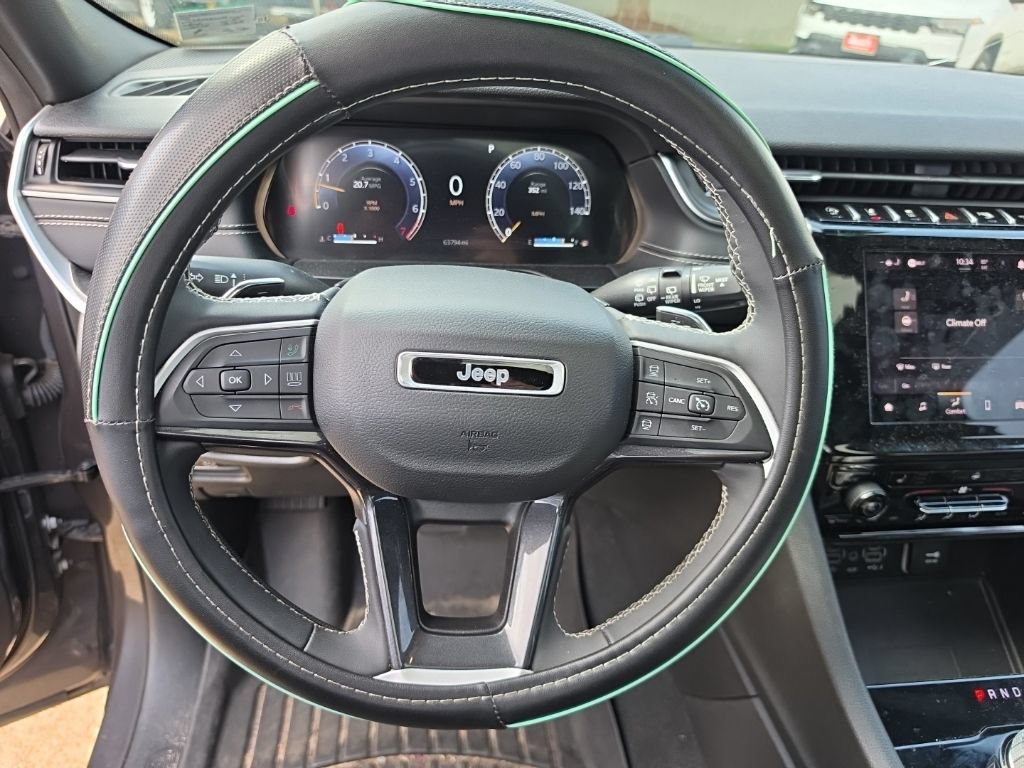 Used 2023 Jeep Grand Cherokee Altitude AWD/4WD image 21