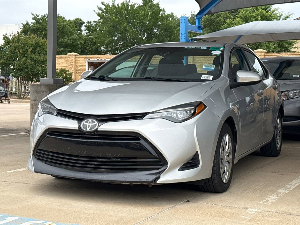 Used 2019 Toyota Corolla LE FWD image 1