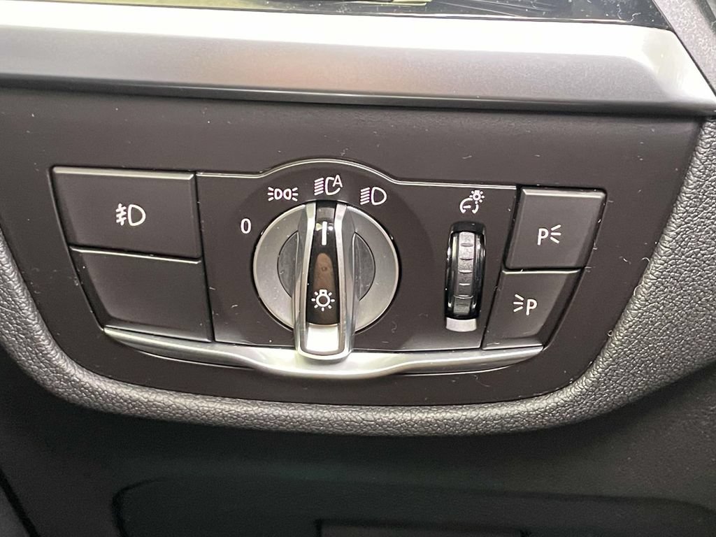Used 2020 BMW X3 xDrive30i w/ Convenience Package AWD/4WD image 34