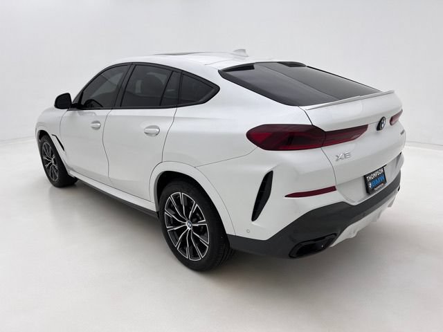 Used 2022 BMW X6 xDrive40i w/ Executive Package AWD/4WD image 9