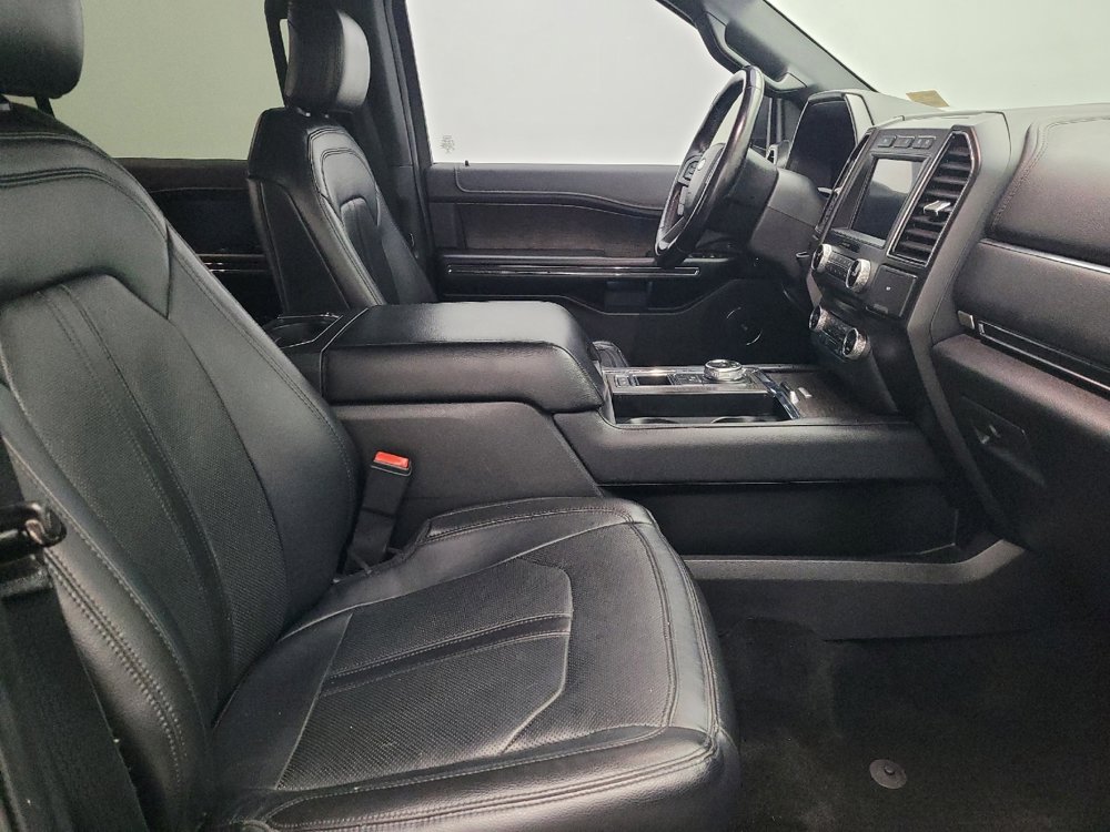 Used 2018 Ford Expedition Limited w/ Equipment Group 302A RWD image 21