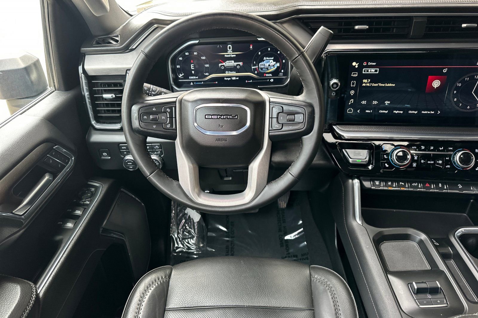 Certified 2024 GMC Sierra 2500 Denali w/ Denali Reserve Package image 17