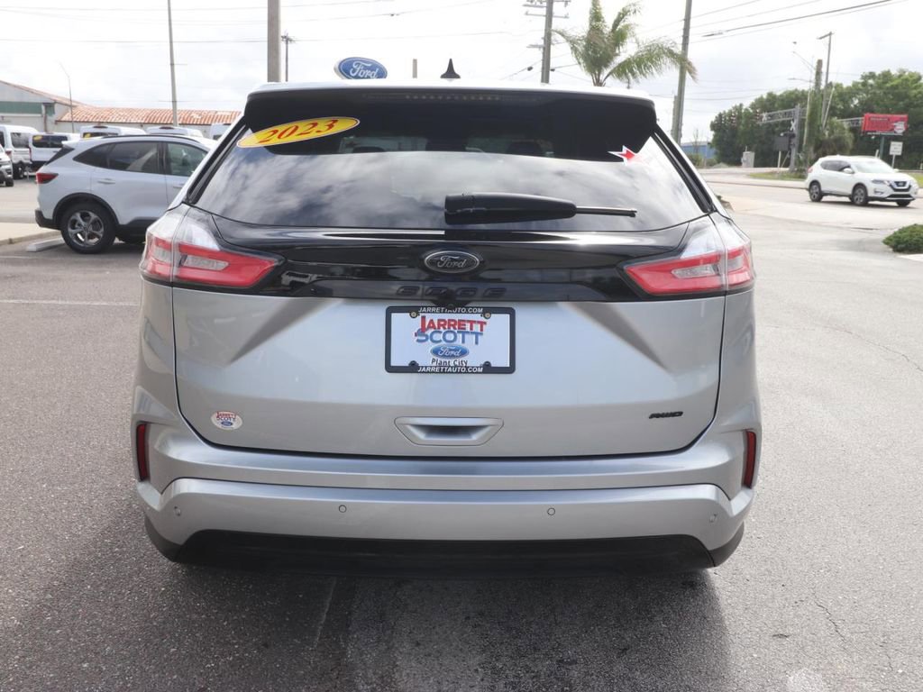 Certified 2023 Ford Edge SE w/ Black Appearance Package AWD/4WD image 10