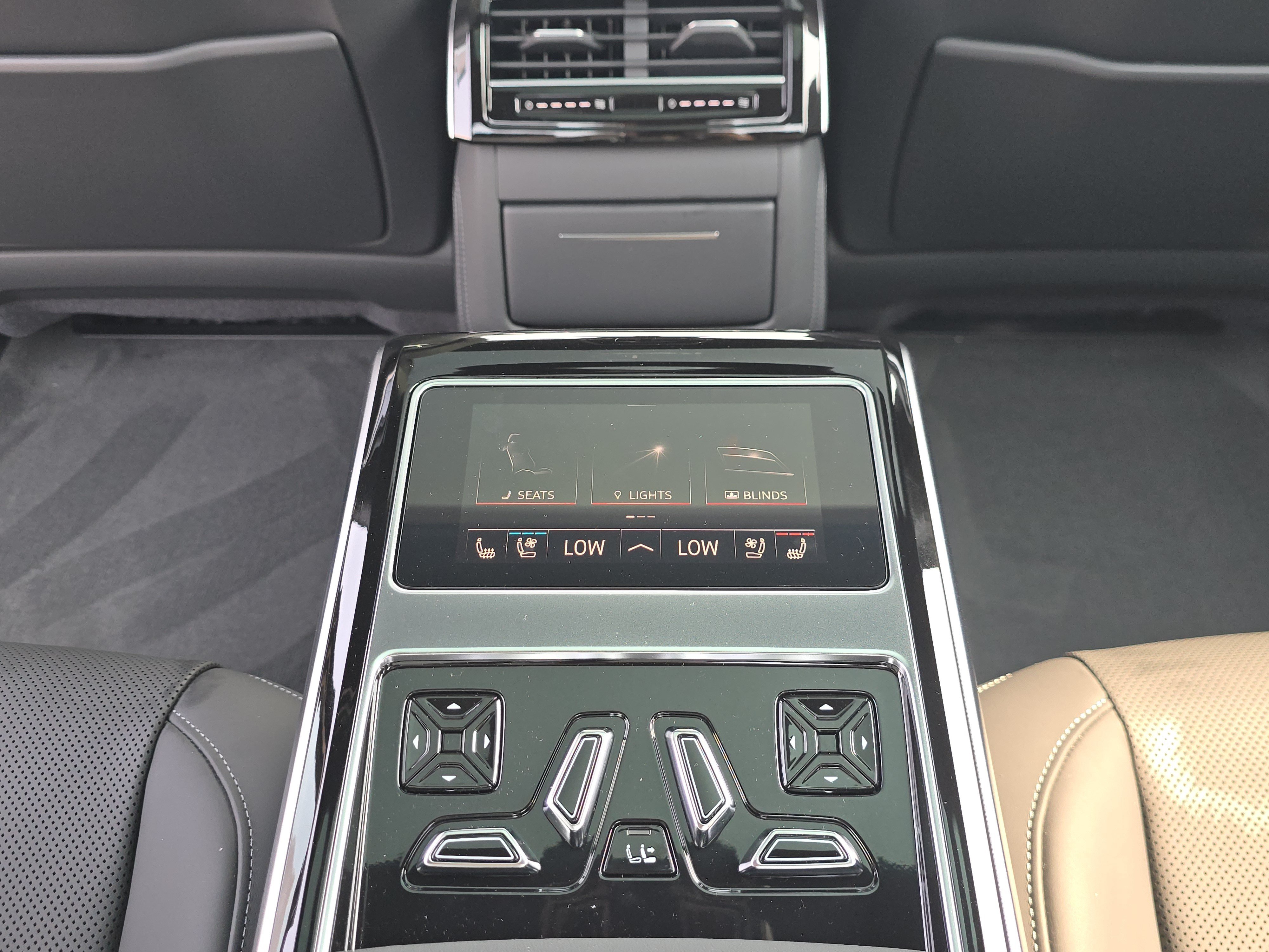 New 2026 Audi S8 AWD/4WD image 19