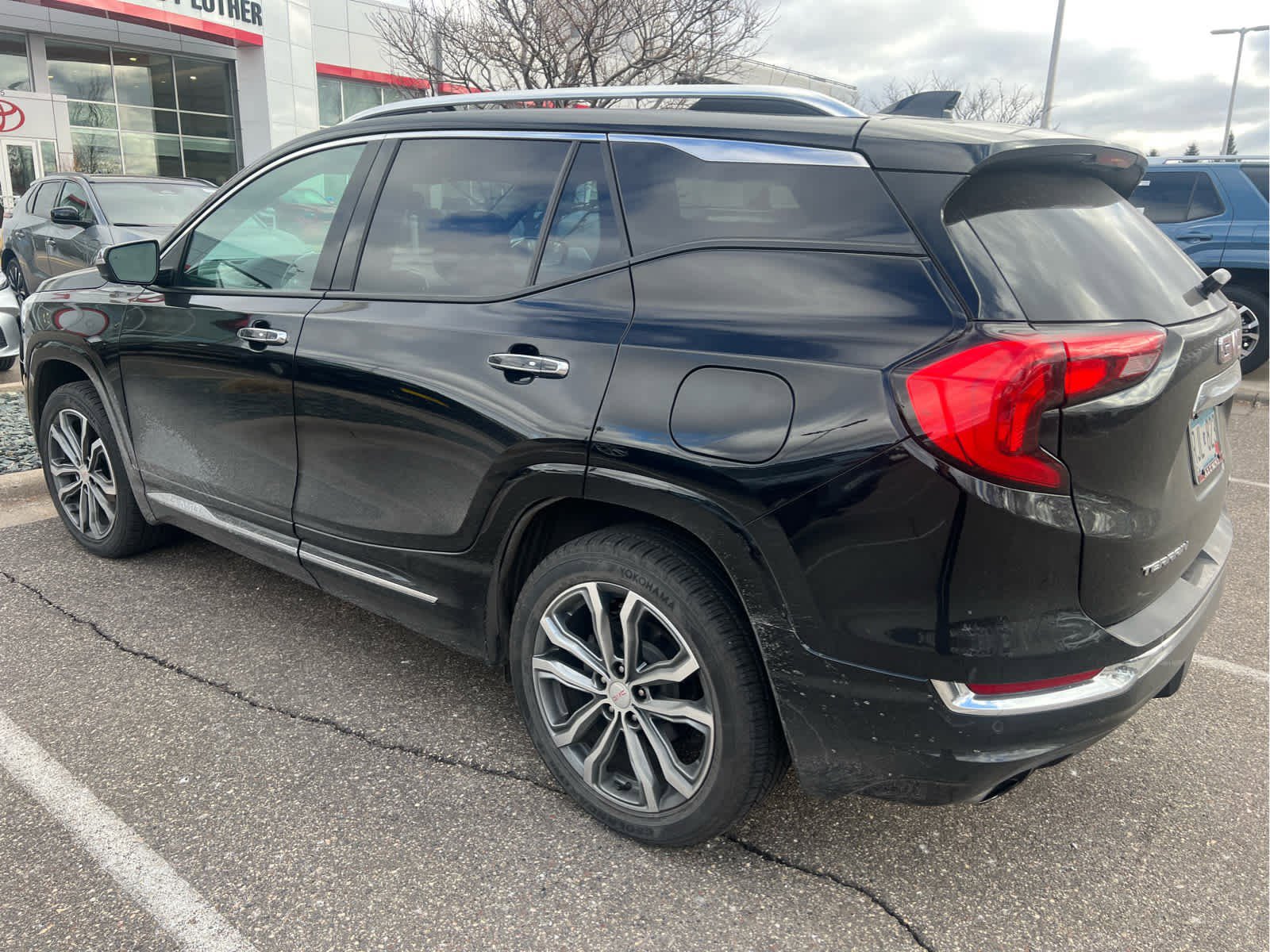 Used 2018 GMC Terrain Denali w/ Advanced Safety Package AWD/4WD image 4