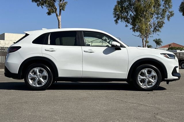 Certified 2023 Honda HR-V LX image 3