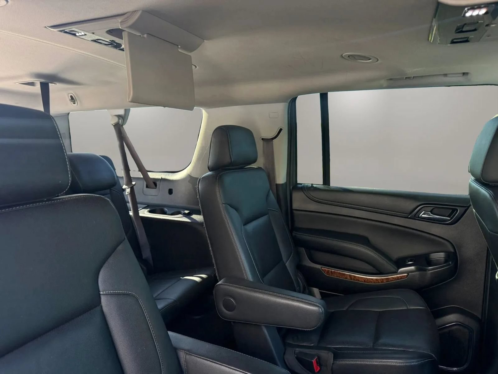 Used 2017 Chevrolet Suburban Premier AWD/4WD image 52