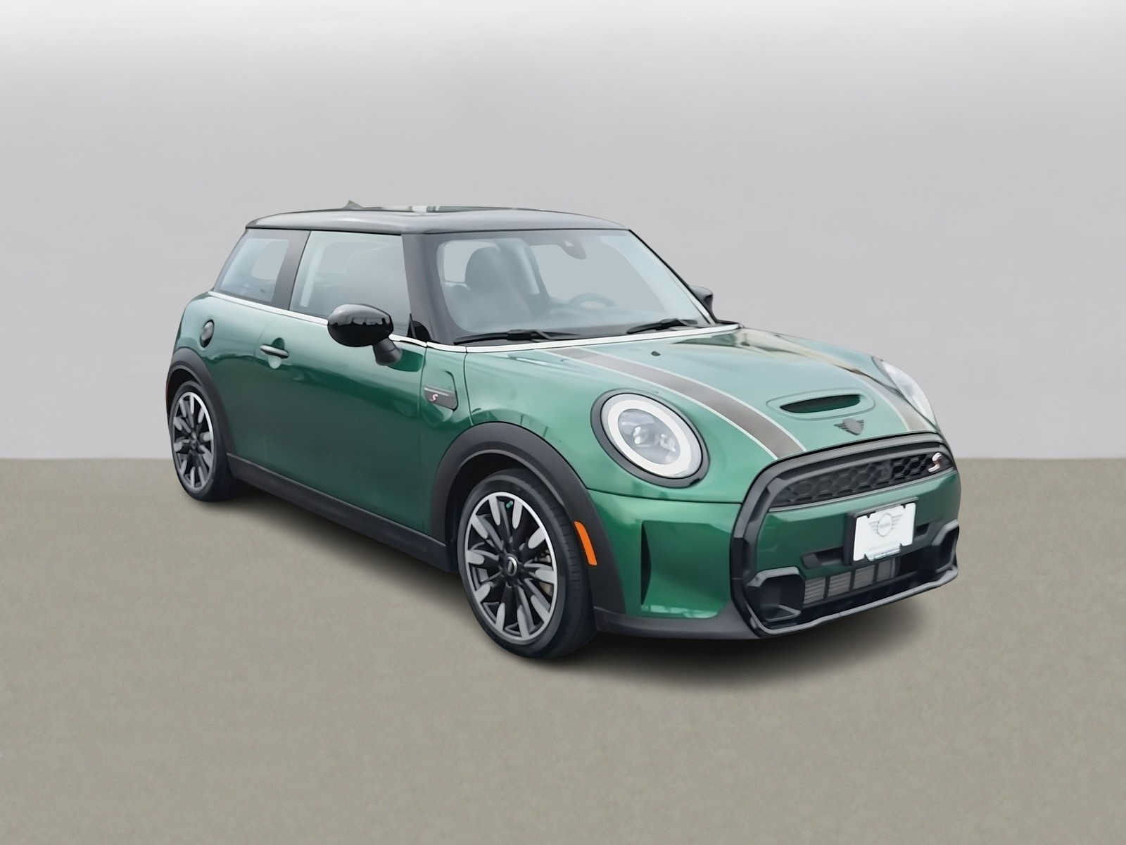 Used 2024 MINI Cooper S FWD image 2