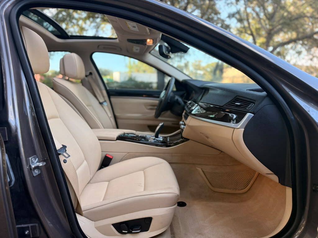 Used 2012 BMW 528i Sedan RWD image 13