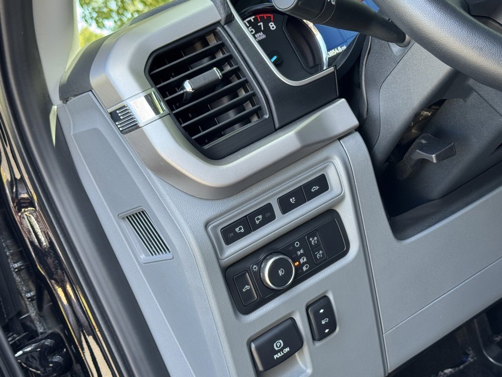 Used 2022 Ford F150 XLT w/ Equipment Group 302A High image 29