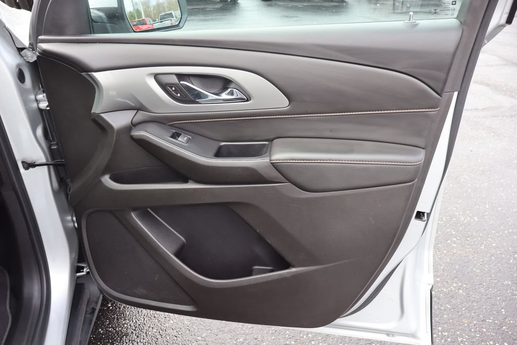 Used 2021 Chevrolet Traverse LT AWD/4WD image 29
