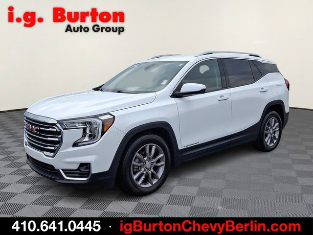 Certified 2024 GMC Terrain SLT FWD image 3