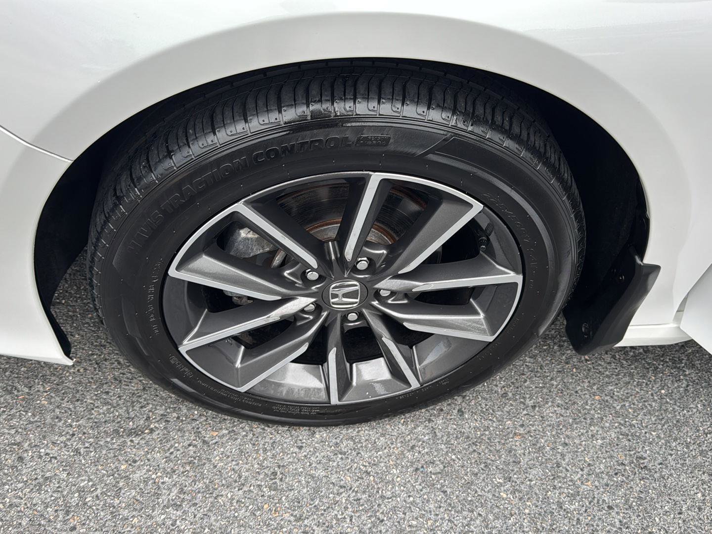 Used 2021 Honda Accord EX-L image 34