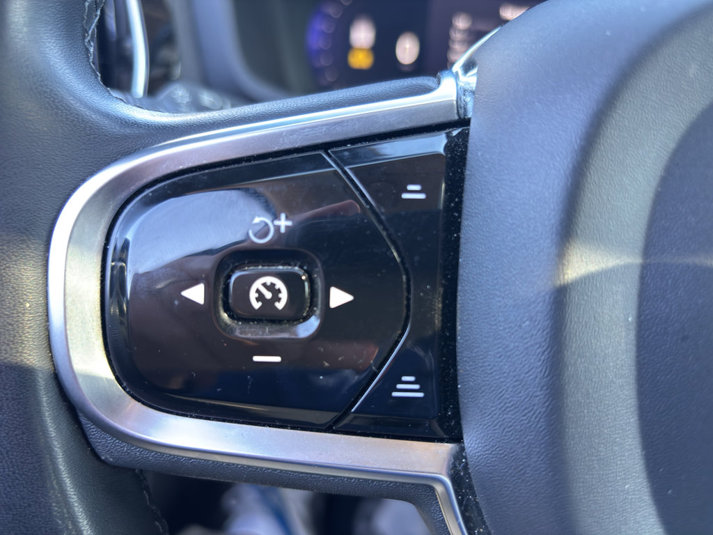 Used 2024 Volvo S60 B5 Plus image 5