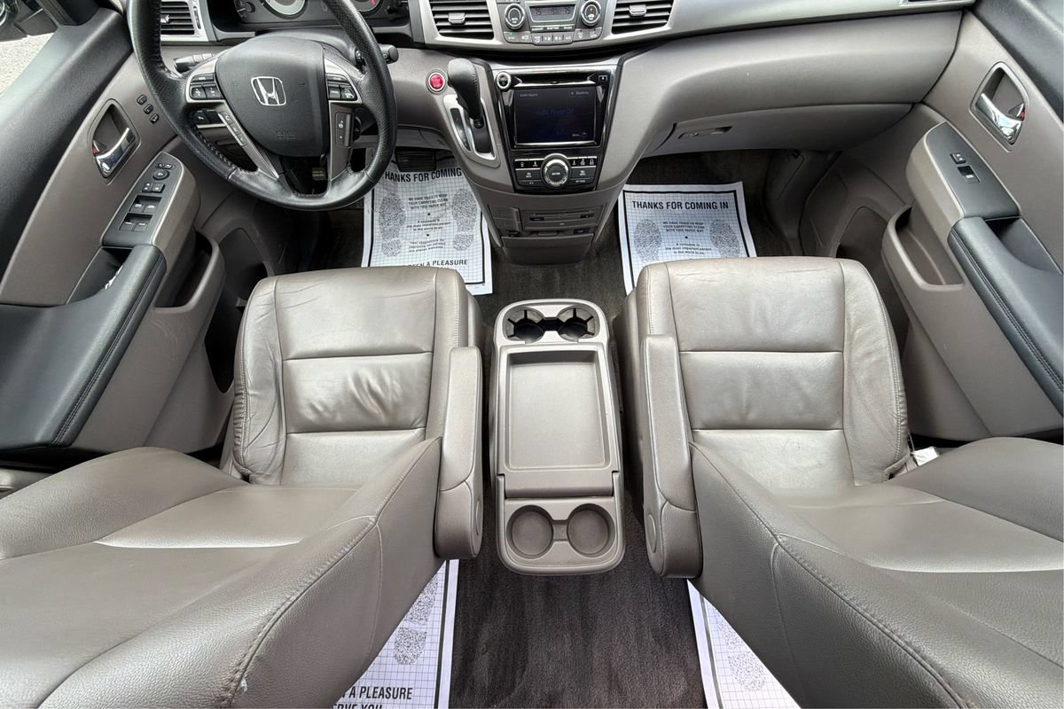 Used 2015 Honda Odyssey Touring Elite image 15