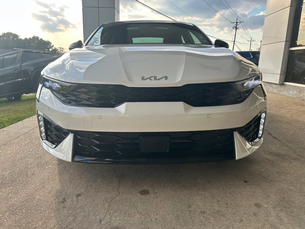 Used 2026 Kia K5 GT-Line w/ GT-Line Premium Package FWD image 3