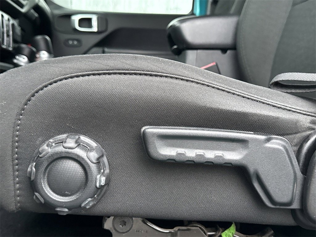 Used 2020 Jeep Wrangler Unlimited Sport S image 19