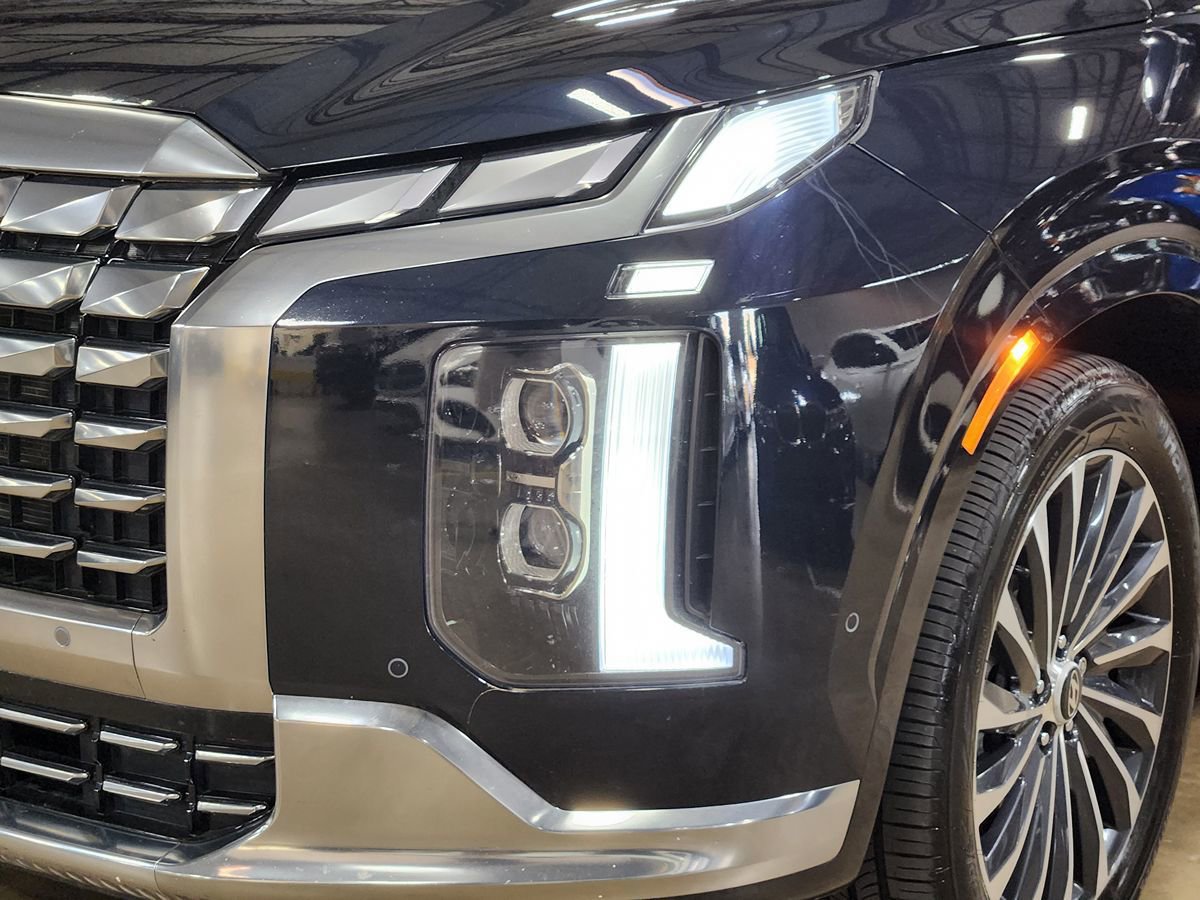 Used 2025 Hyundai Palisade Calligraphy FWD image 14