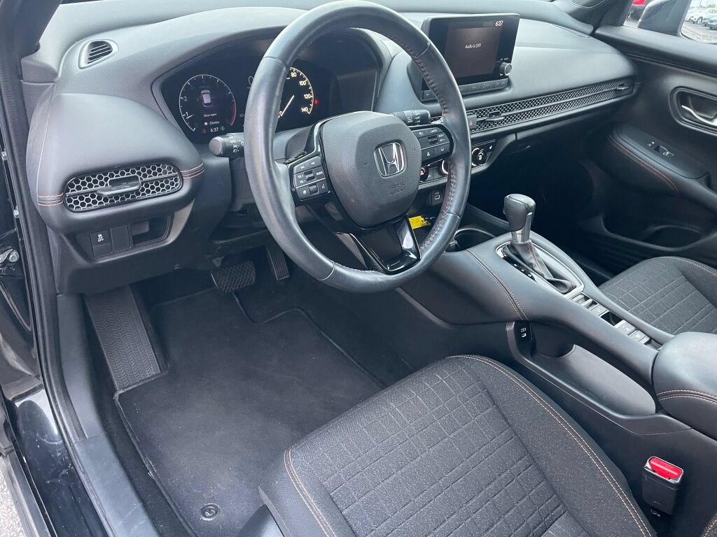 Certified 2024 Honda HR-V Sport image 5